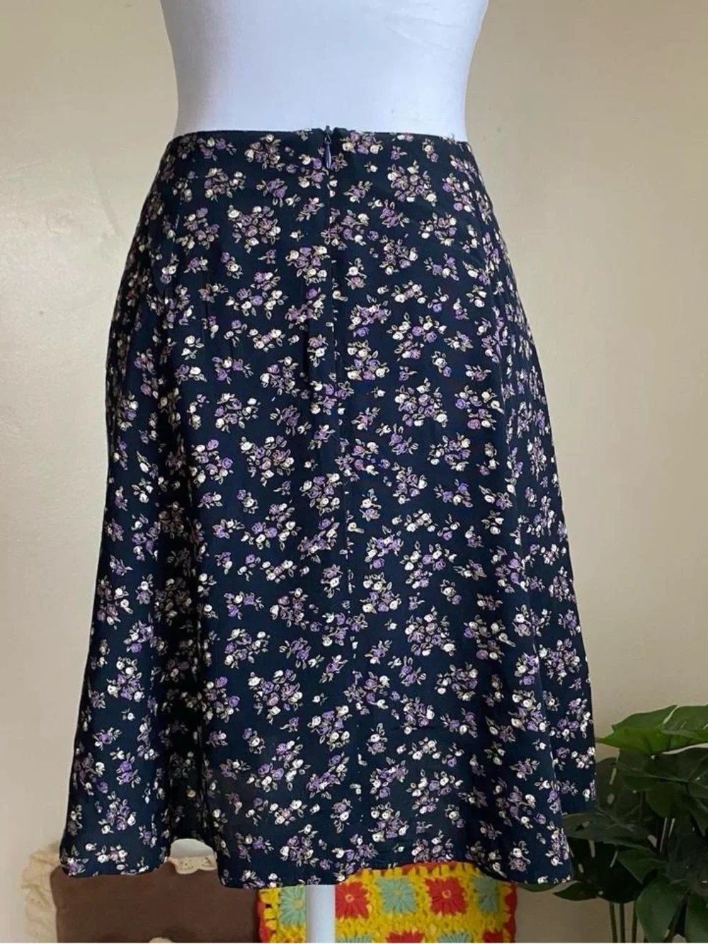 Vintage 90s floral mini skirt